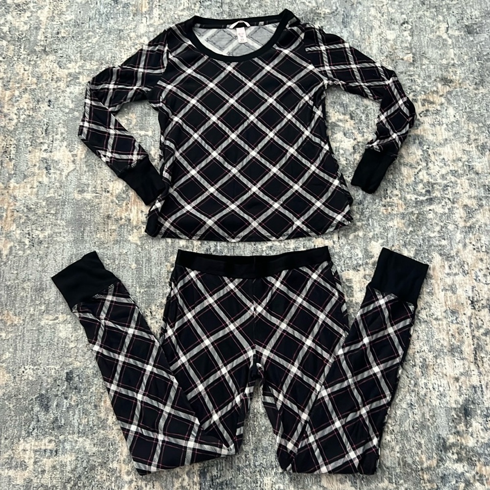 Victoria’s Secret pajama set